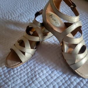 Boc gold sandal